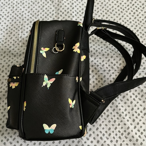 LD Mini Butterfly Backpack - Picture 2 of 2